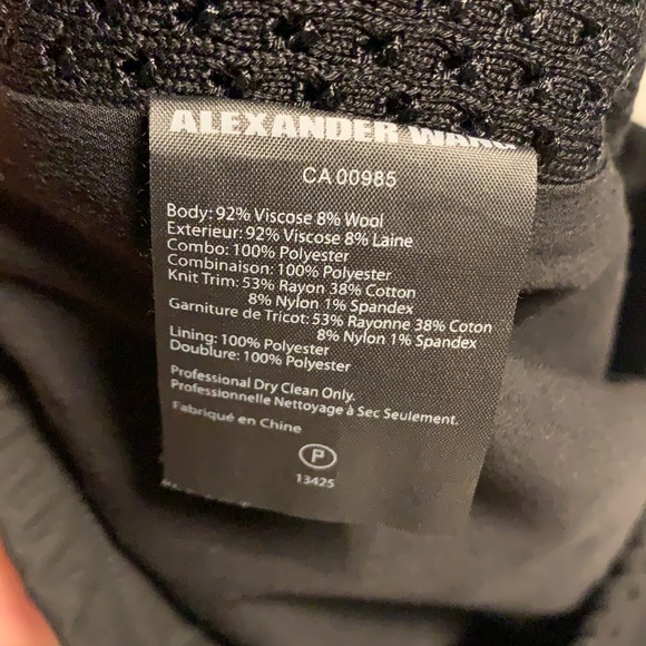 Alexander Wang
DOUBLE LAYER HYBRID RUNNING SHORTS - Picture 8 of 9